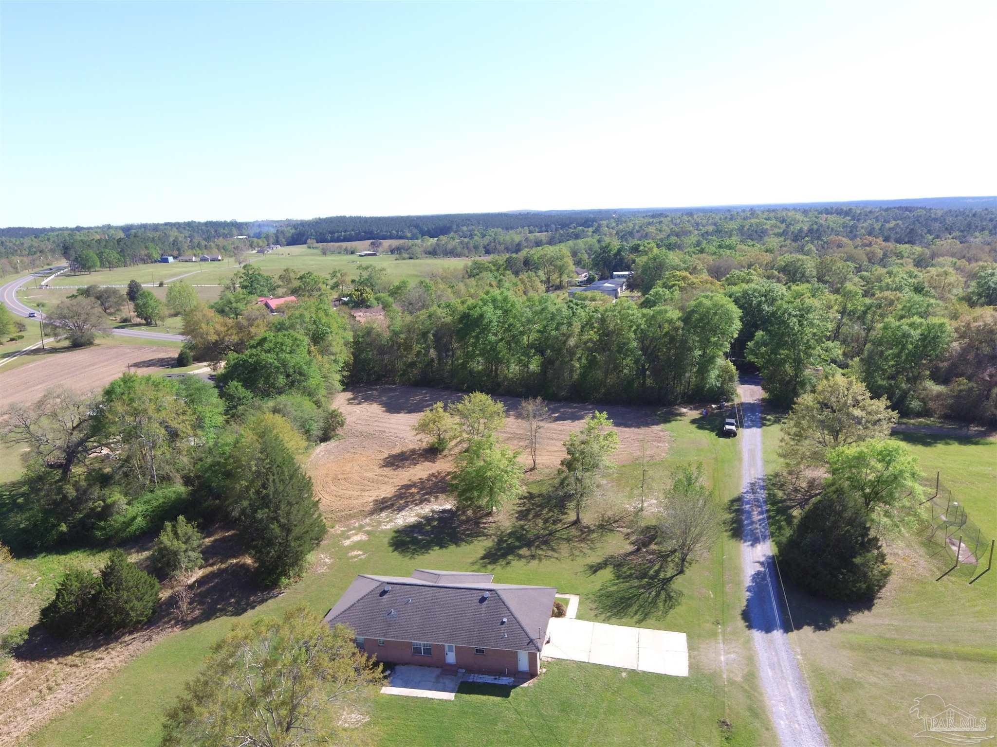 1124 Jacks Branch Road Cantonment, FL 32533 - Photo 26 of 28