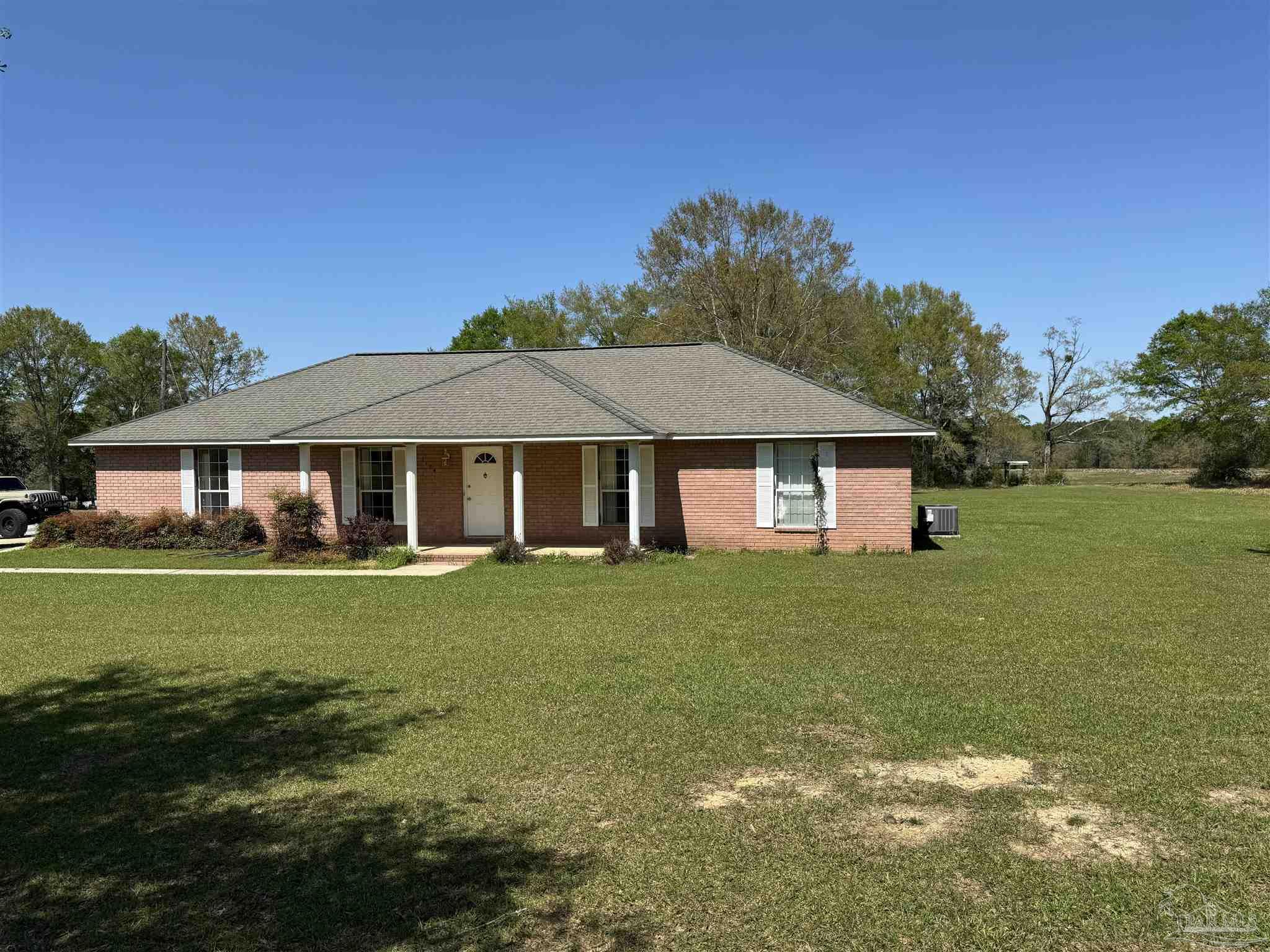 1124 Jacks Branch Road Cantonment, FL 32533 - Photo 3 of 28