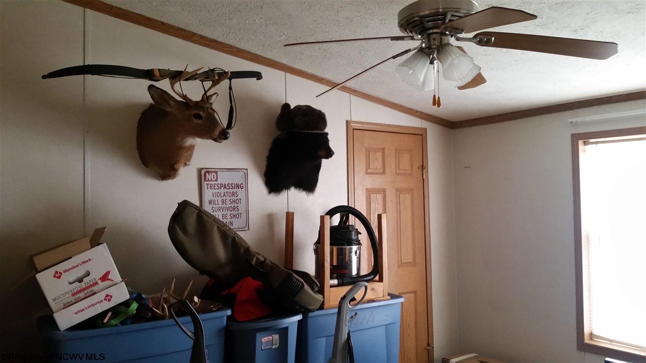 297 Holbert Road Fairmont, WV 26554 - Photo 12 of 20 Gallery Image 12