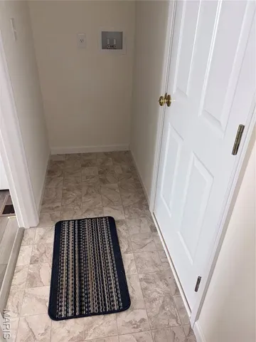 $365,000 | 356 Winding Bluffs Court, Fenton, MO 63026