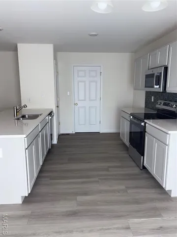 $365,000 | 356 Winding Bluffs Court, Fenton, MO 63026