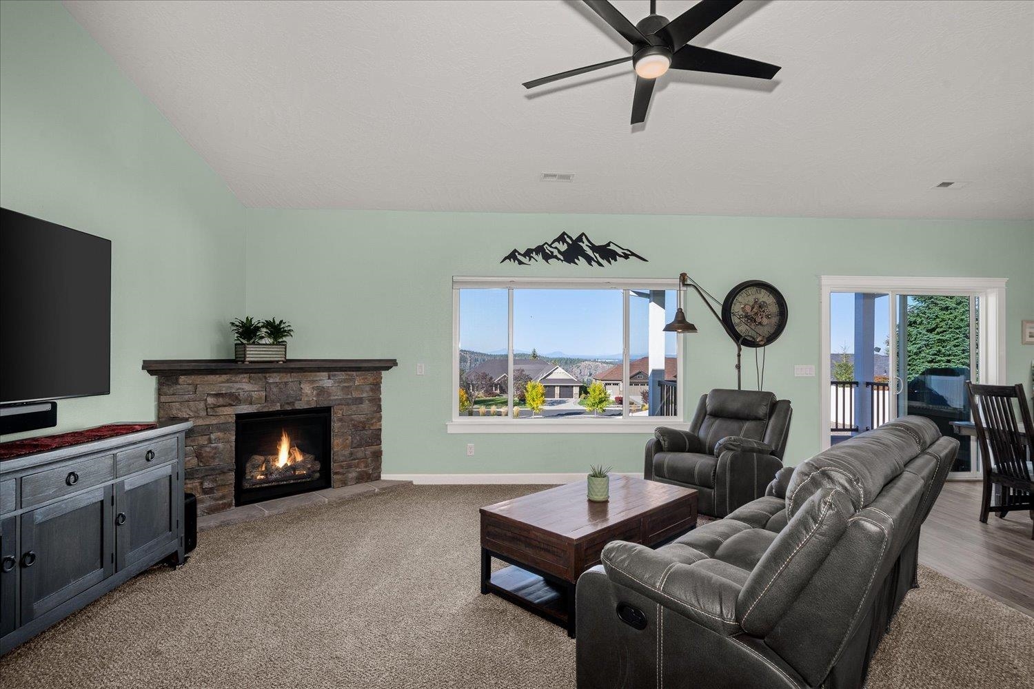 2706 West Howesdale Road Spokane, WA 99208 - Photo 15 of 50