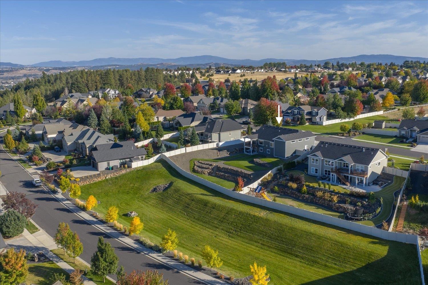 2706 West Howesdale Road Spokane, WA 99208 - Photo 4 of 50