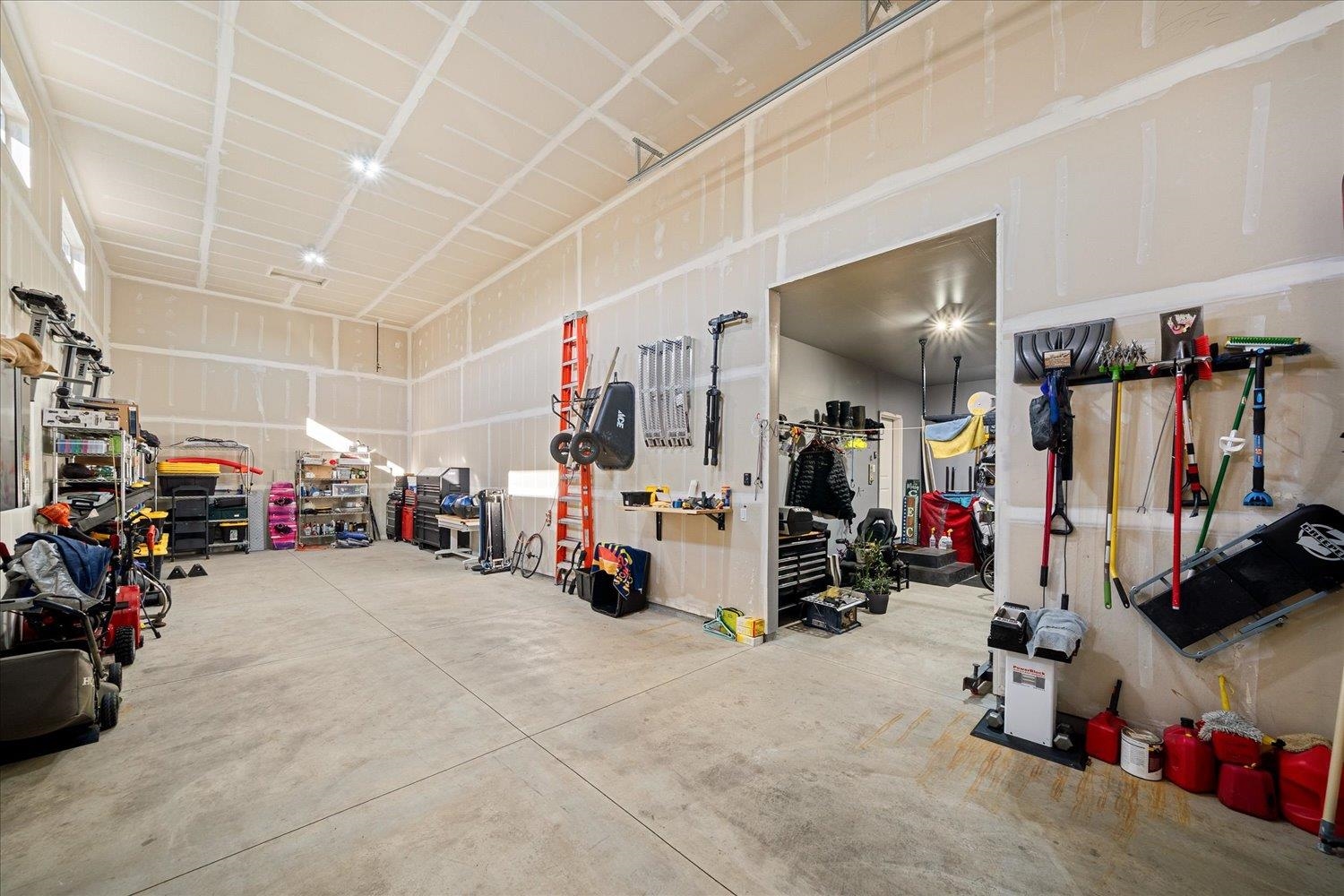 2706 West Howesdale Road Spokane, WA 99208 - Photo 49 of 50