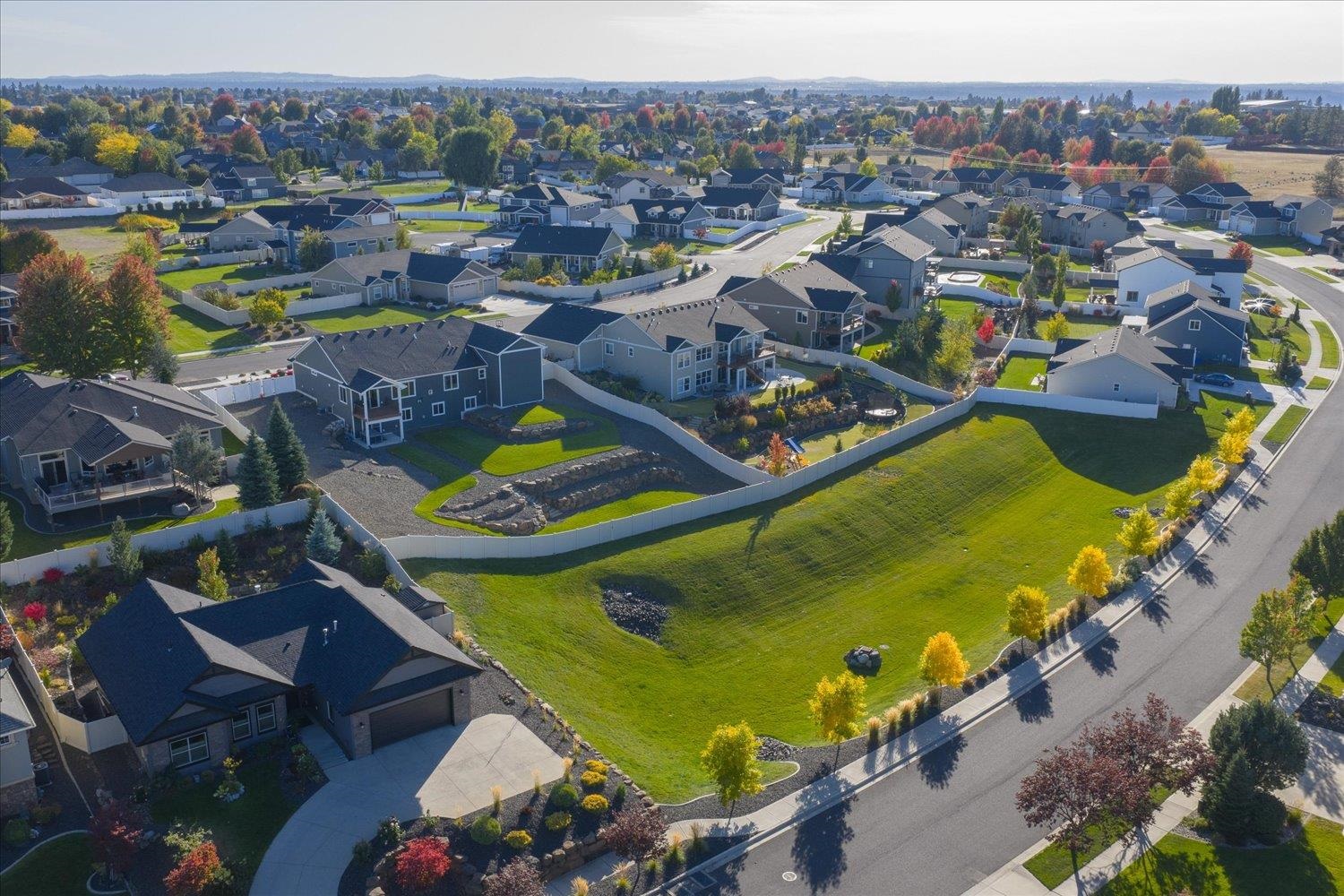 2706 West Howesdale Road Spokane, WA 99208 - Photo 5 of 50