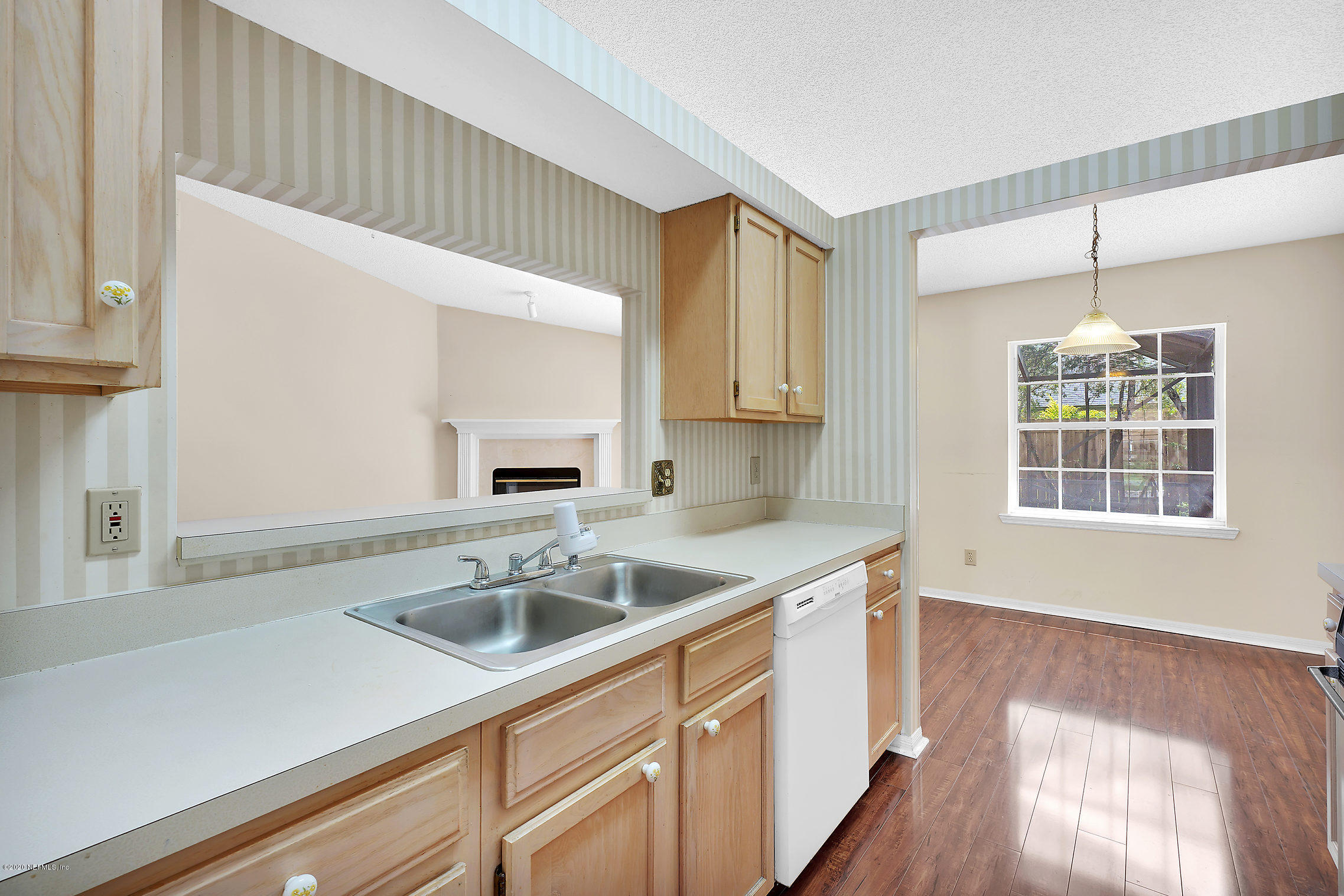 1493 Marsh Rabbit Way Fleming Island, FL 32003 - Photo 8 of 28 016-1493MarshRabbitWay-FlamingIsland-FL-