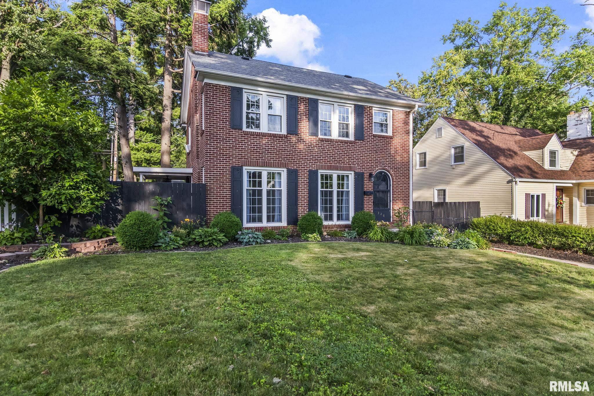 328 South Westlawn Avenue Decatur, IL 62522 - Photo 3 of 44
