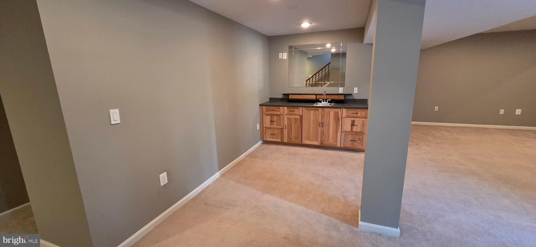25366 Vacation Place Aldie, VA 20105 - Photo 40 of 51 a view of kitchen and utility room