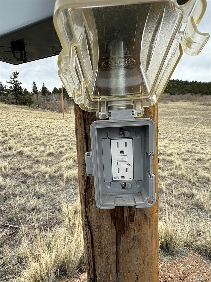 735 Quiver Road Jefferson, CO 80456 - Photo 4 of 32