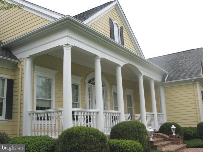 13817 Cripplegate Road Phoenix, MD 21131 - Photo 4 of 21 Porch