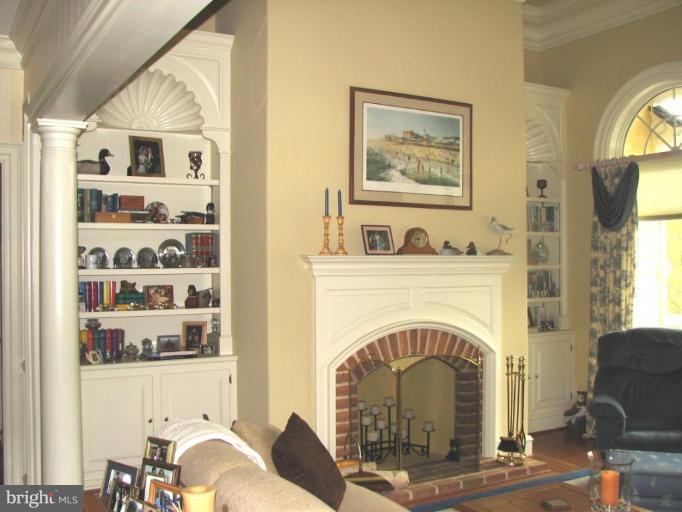 13817 Cripplegate Road Phoenix, MD 21131 - Photo 9 of 21 Family Room