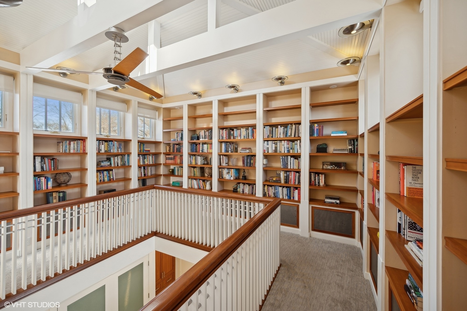 718 Chilton Lane Wilmette, IL 60091 - Photo 27 of 48 a view of balcony with stairs