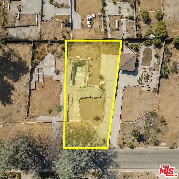 930 Athens Street Altadena, CA 91001 - Photo 3 of 12