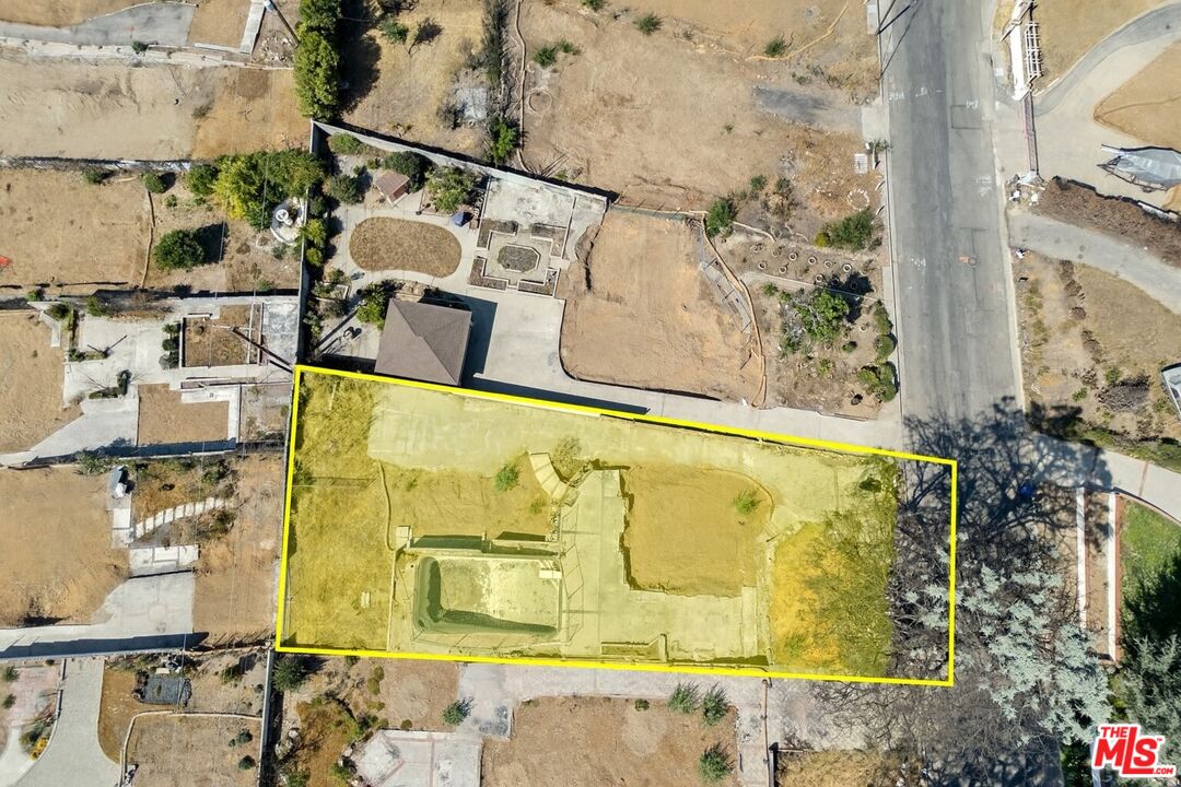 930 Athens Street Altadena, CA 91001 - Photo 5 of 12