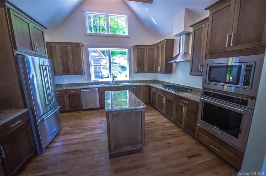 1137 St Andrews Road Waynesville, NC 28786 - Photo 8 of 18 Gallery Image 8
