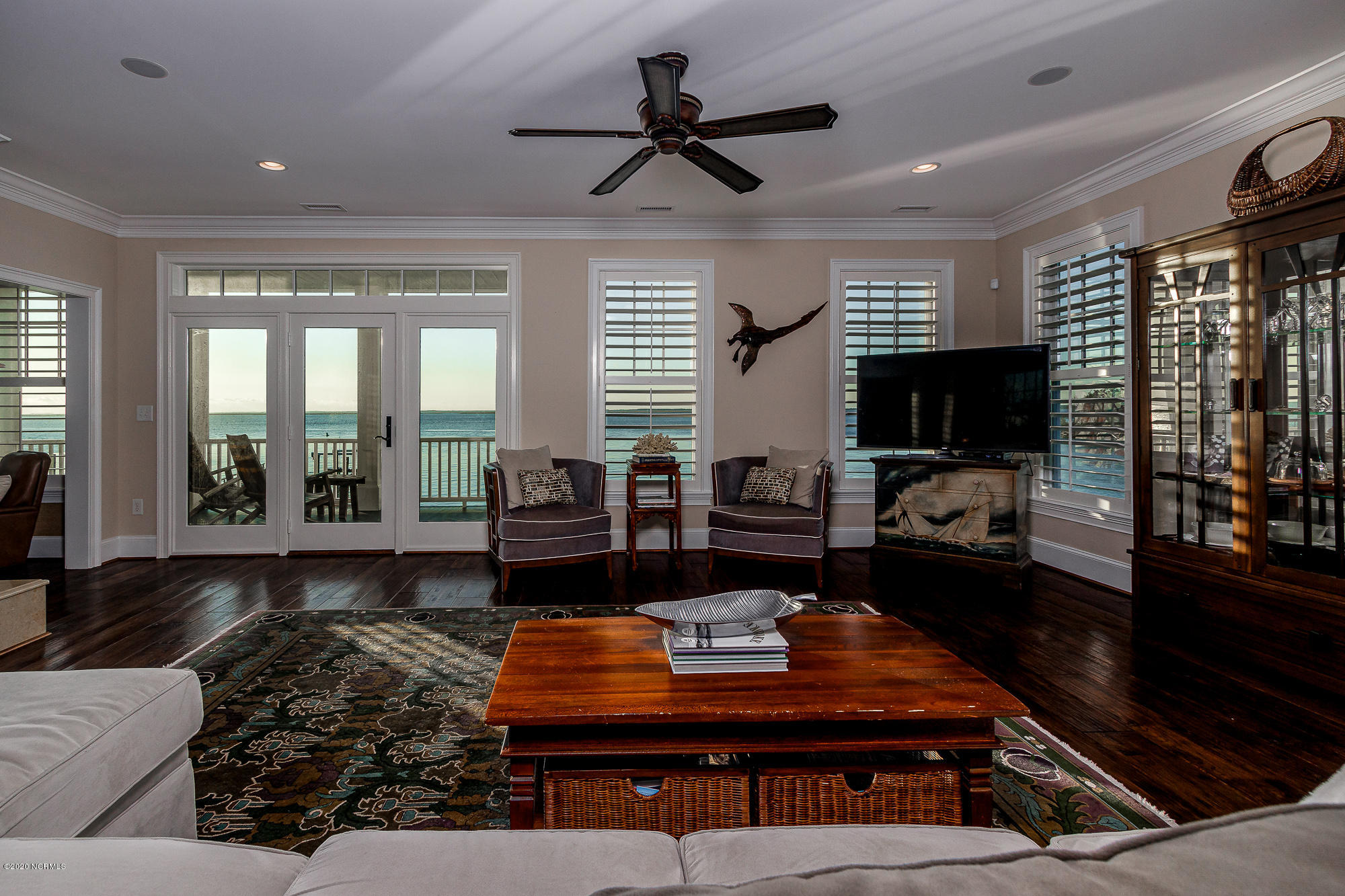2680 Lennoxville Road Beaufort, NC 28516 - Photo 14 of 61 Living area w/all around views