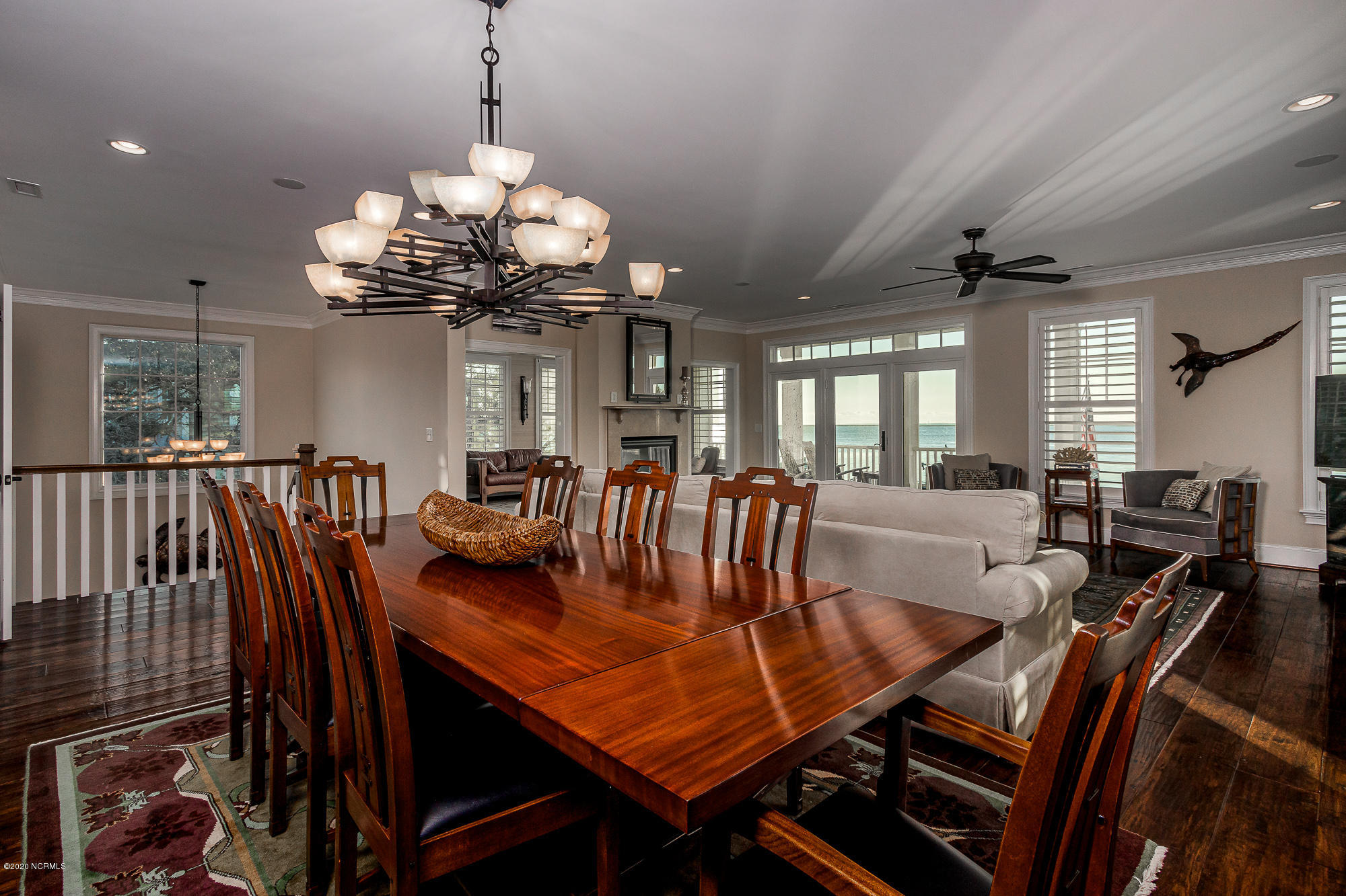 2680 Lennoxville Road Beaufort, NC 28516 - Photo 19 of 61 Adjacent dining area