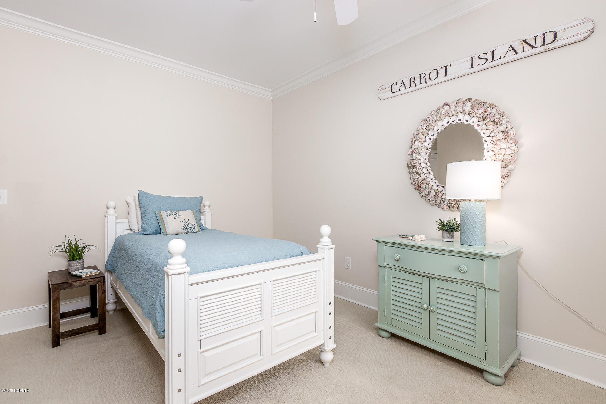 2680 Lennoxville Road Beaufort, NC 28516 - Photo 35 of 61 Guest bedroom 3 suite 2nd floor