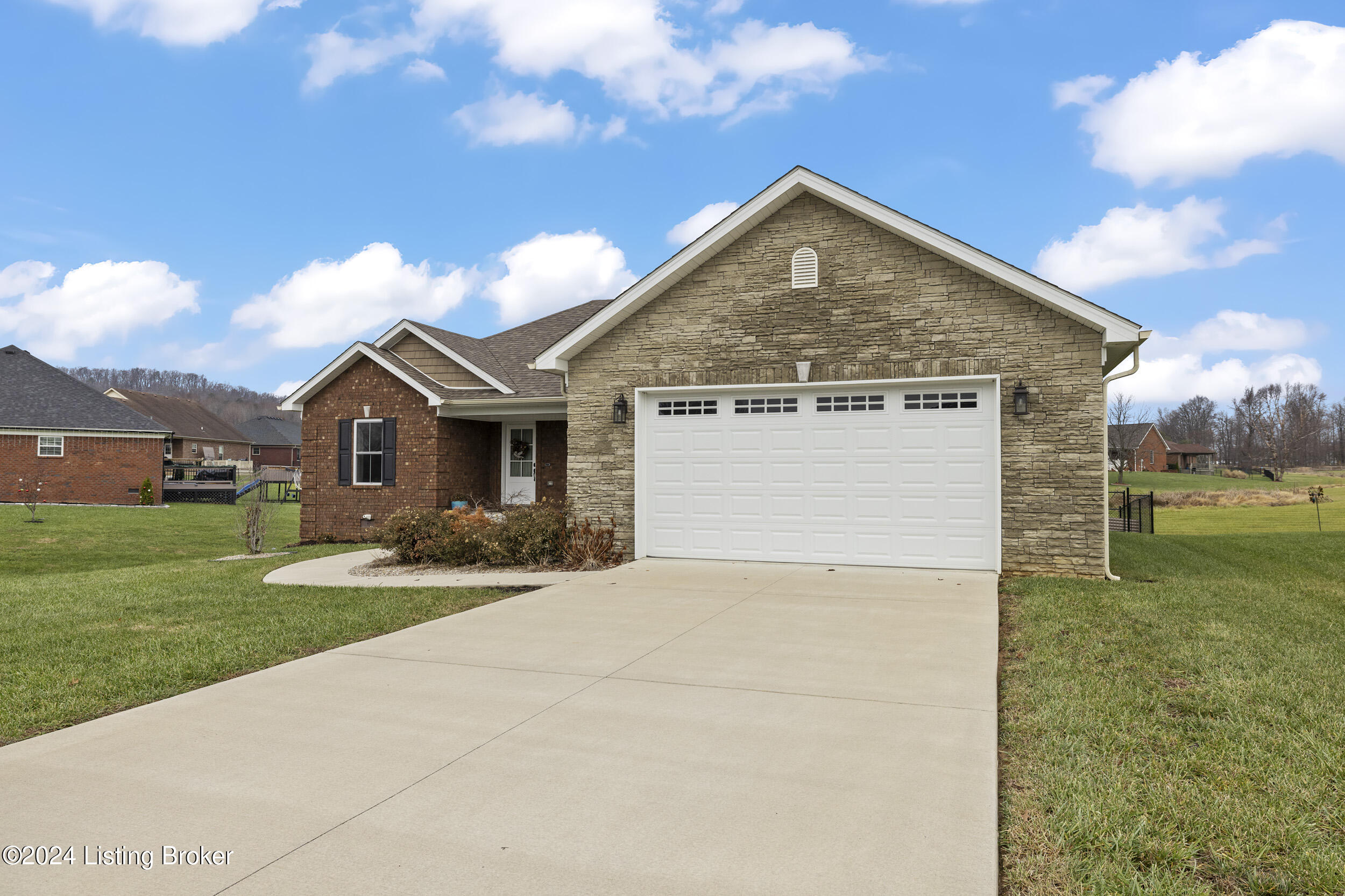 108 Ruth Lane Bardstown, KY 40004 - Photo 3 of 30 LREP5809