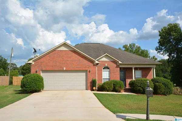 $214,900 | 102 Camerons Way, Lincoln, AL 35096