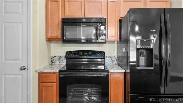 $274,900 | 60 Knox Road, Unit Z204, Rocky Mount, MO 65072