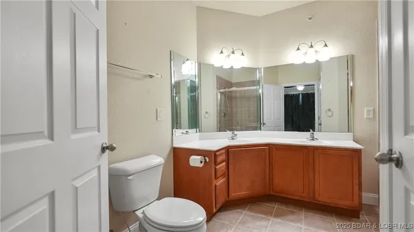 $269,000 | 60 Knox Road, Unit Z204, Rocky Mount, MO 65072