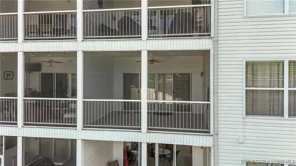 $269,000 | 60 Knox Road, Unit Z204, Rocky Mount, MO 65072