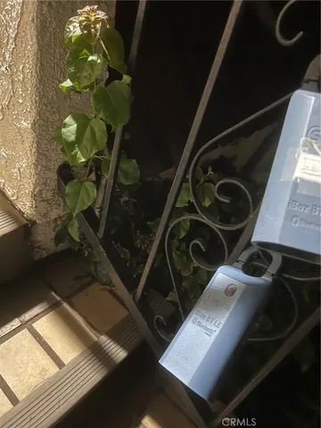 $2,350 | 409 Burchett Street, Glendale, CA 91203