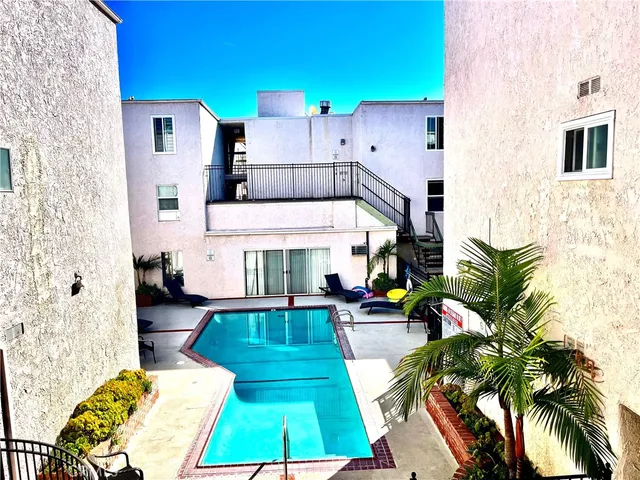 $2,350 | 409 Burchett Street, Glendale, CA 91203