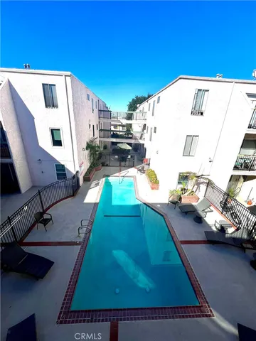 $2,350 | 409 Burchett Street, Glendale, CA 91203