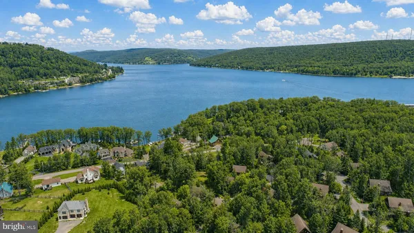 $595,000 | 55 Village Drive, Unit 5, Oakland, MD 21550