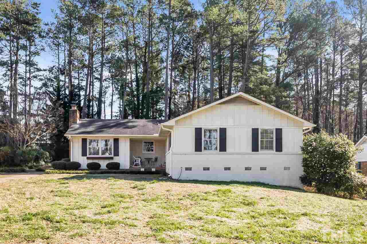5908 Caledonia Street Raleigh, NC 27609 - Photo 2 of 25 Gallery Image 2