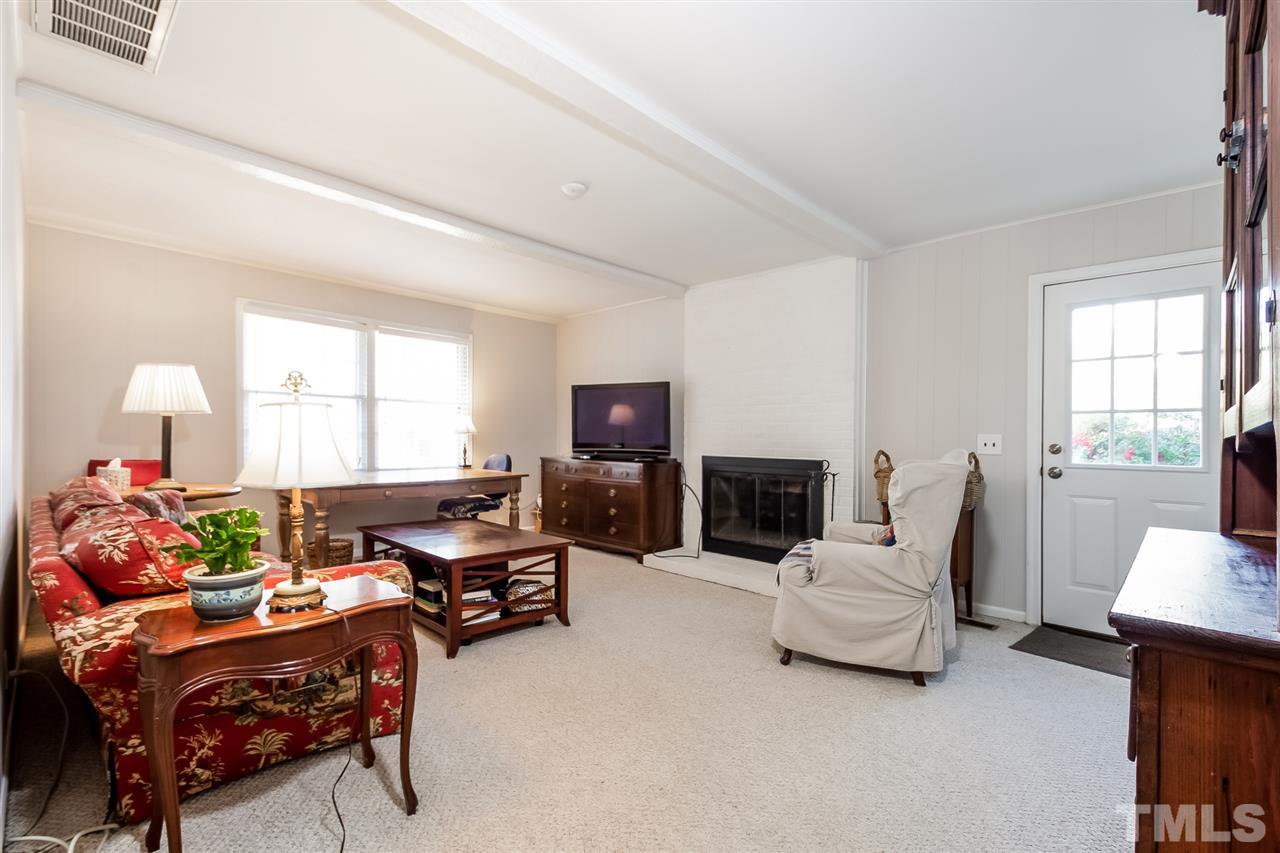 5908 Caledonia Street Raleigh, NC 27609 - Photo 12 of 25 Gallery Image 12