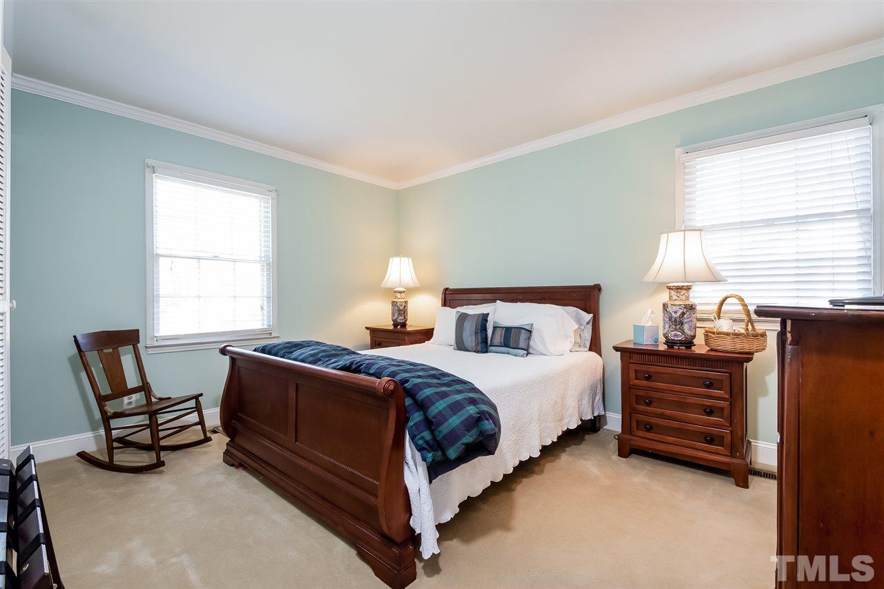 5908 Caledonia Street Raleigh, NC 27609 - Photo 15 of 25 Gallery Image 15
