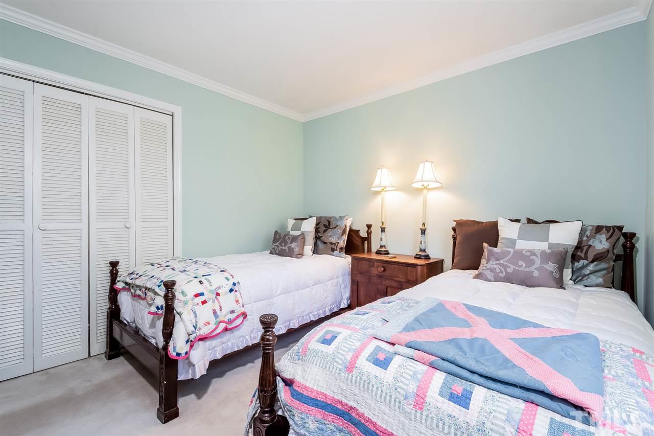 5908 Caledonia Street Raleigh, NC 27609 - Photo 20 of 25 Gallery Image 20