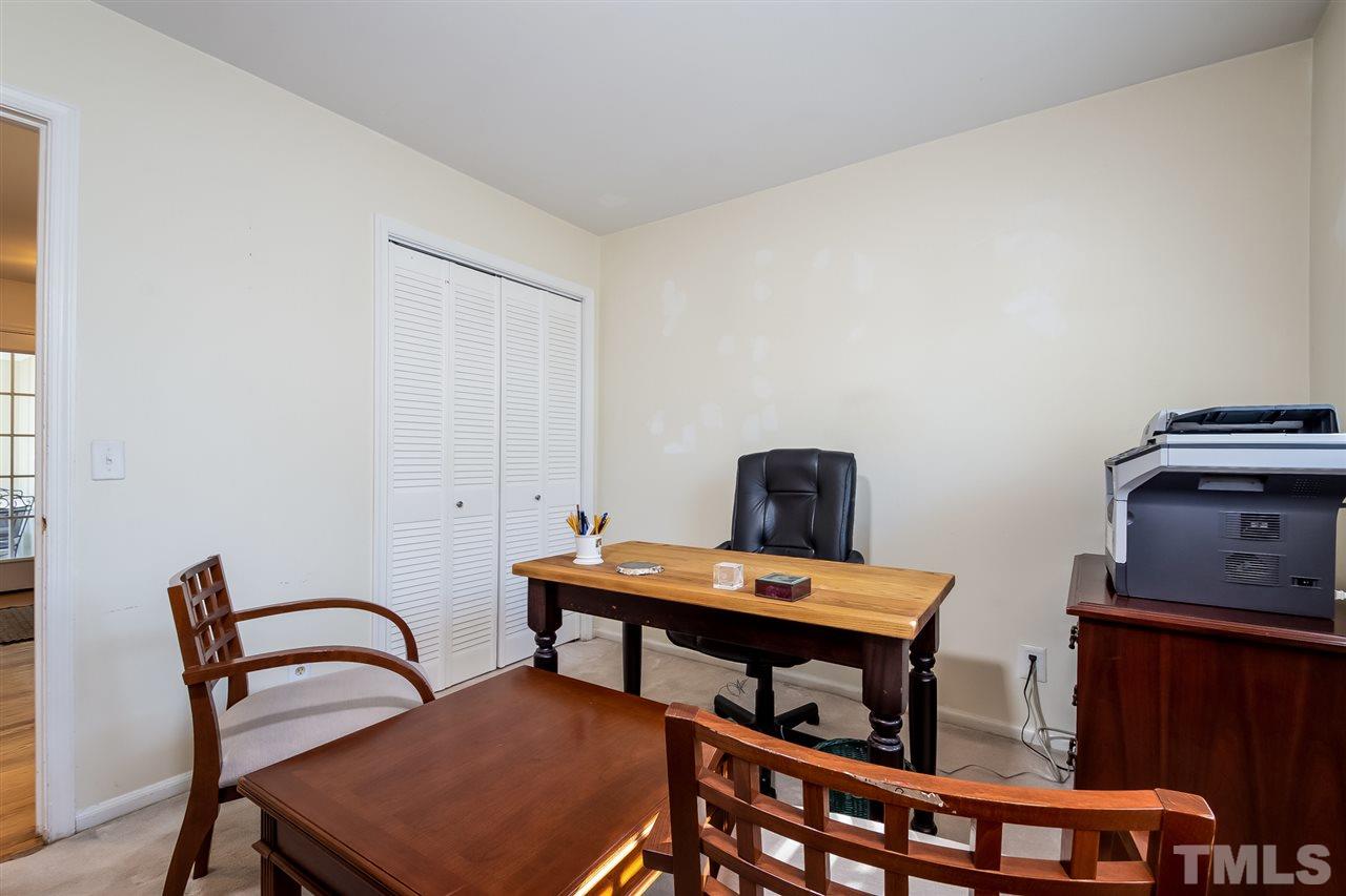 5908 Caledonia Street Raleigh, NC 27609 - Photo 22 of 25 Gallery Image 22
