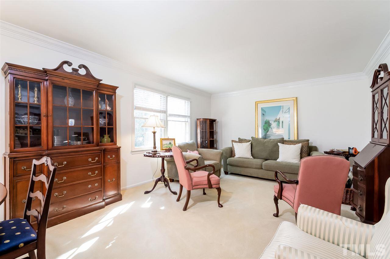 5908 Caledonia Street Raleigh, NC 27609 - Photo 5 of 25 Gallery Image 5