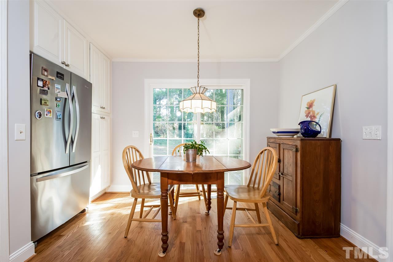 5908 Caledonia Street Raleigh, NC 27609 - Photo 8 of 25 Gallery Image 8