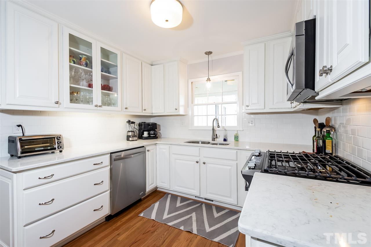 5908 Caledonia Street Raleigh, NC 27609 - Photo 10 of 25 Gallery Image 10