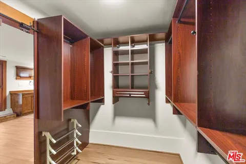 $1,850,000 | 720 North La Fayette Park Place, Los Angeles, CA 90026