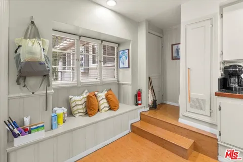 $1,850,000 | 720 North La Fayette Park Place, Los Angeles, CA 90026