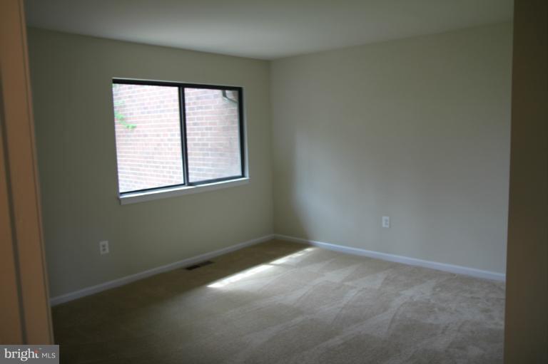 11751 Indian Ridge Road Reston, VA 20191 - Photo 14 of 15 Bedroom