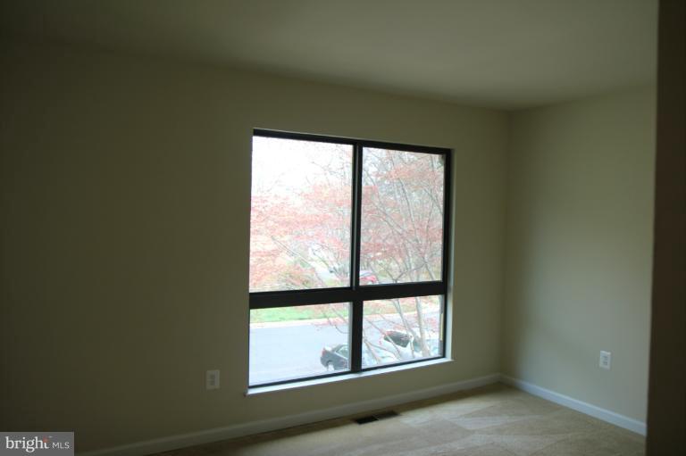 11751 Indian Ridge Road Reston, VA 20191 - Photo 9 of 15 Bedroom