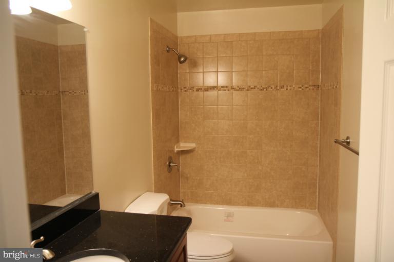 11751 Indian Ridge Road Reston, VA 20191 - Photo 10 of 15 Bath (Master)