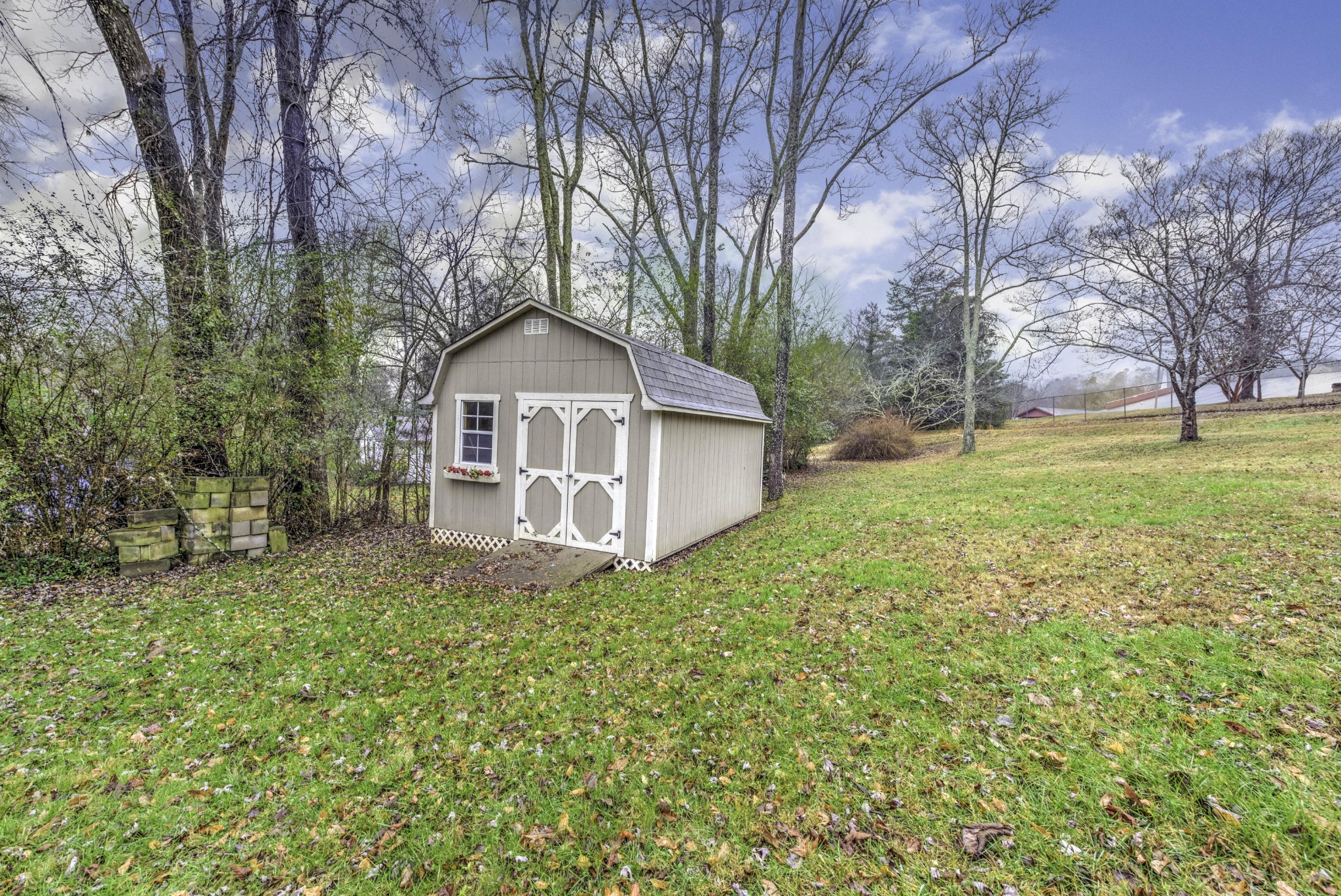 112 South Seneca Road Oak Ridge, TN 37830 - Photo 19 of 20 a view of a house with a yard