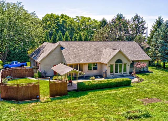 $550,000 | 917 Highway 47, Crawfordsville, IN 47933