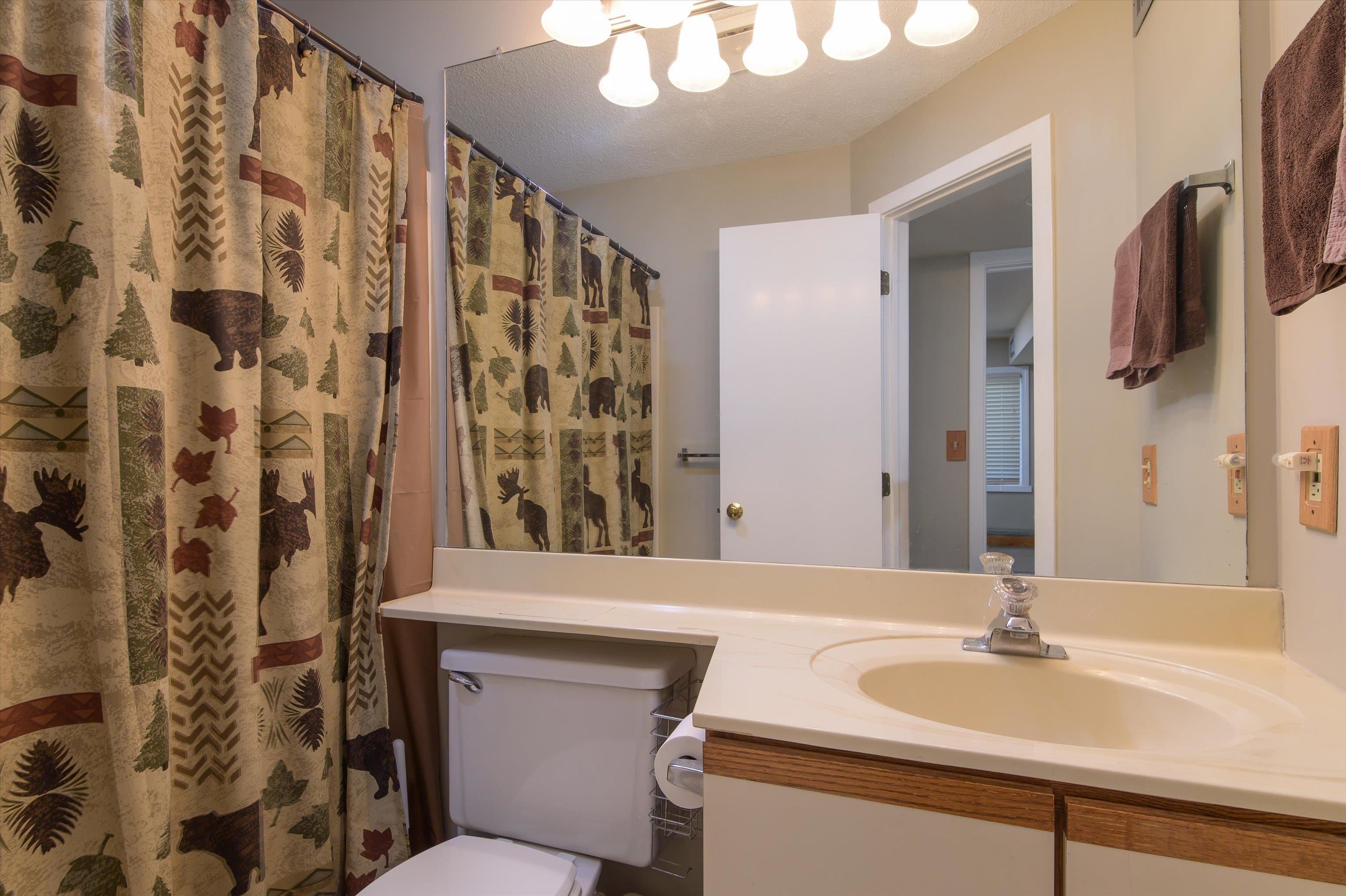 350 Mountain Road, Unit B103 Ludlow, VT 05149 - Photo 11 of 26