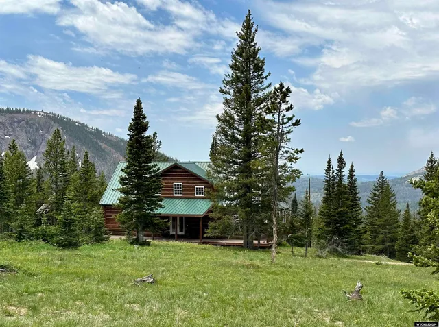 $1,399,000 | 70 Ms208 Highway, Encampment, WY 82325