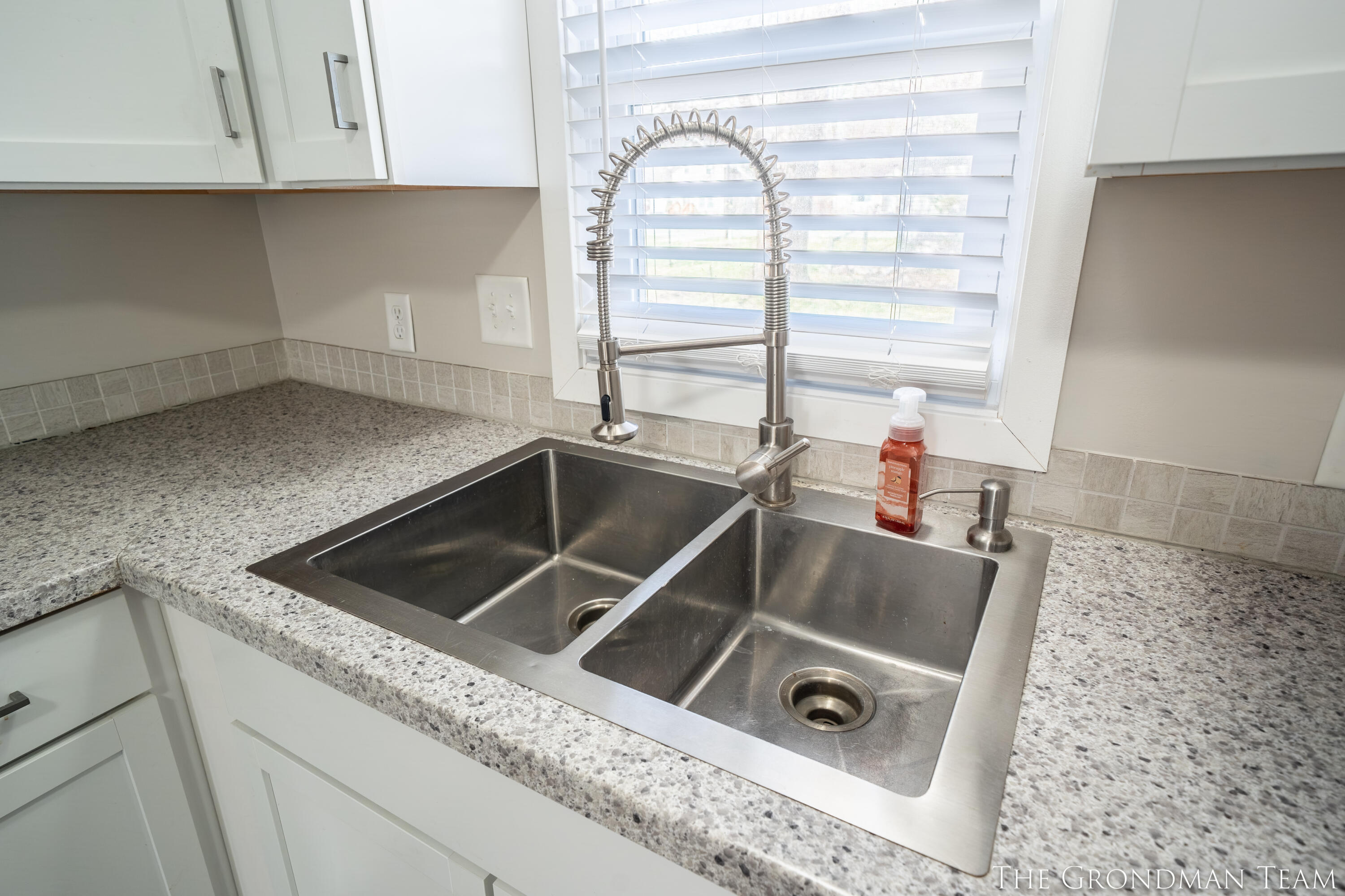 113 North Prospect Street Belding, MI 48809 - Photo 19 of 51 20-print-113 N Prospect St, Belding, MI