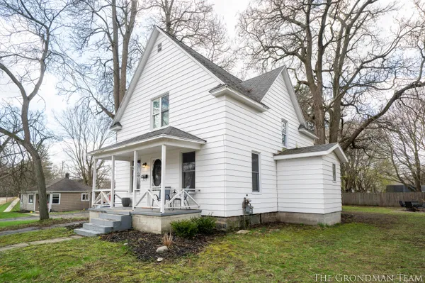 $235,000 | 113 North Prospect Street, Belding, MI 48809